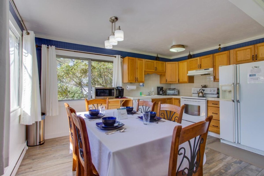 Pacific Breeze Hideaway Image 11