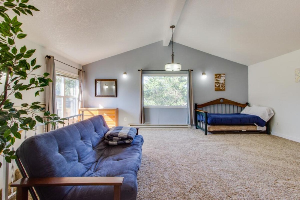 Pacific Breeze Hideaway Image 20