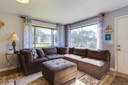 Pacific Breeze Hideaway image 22