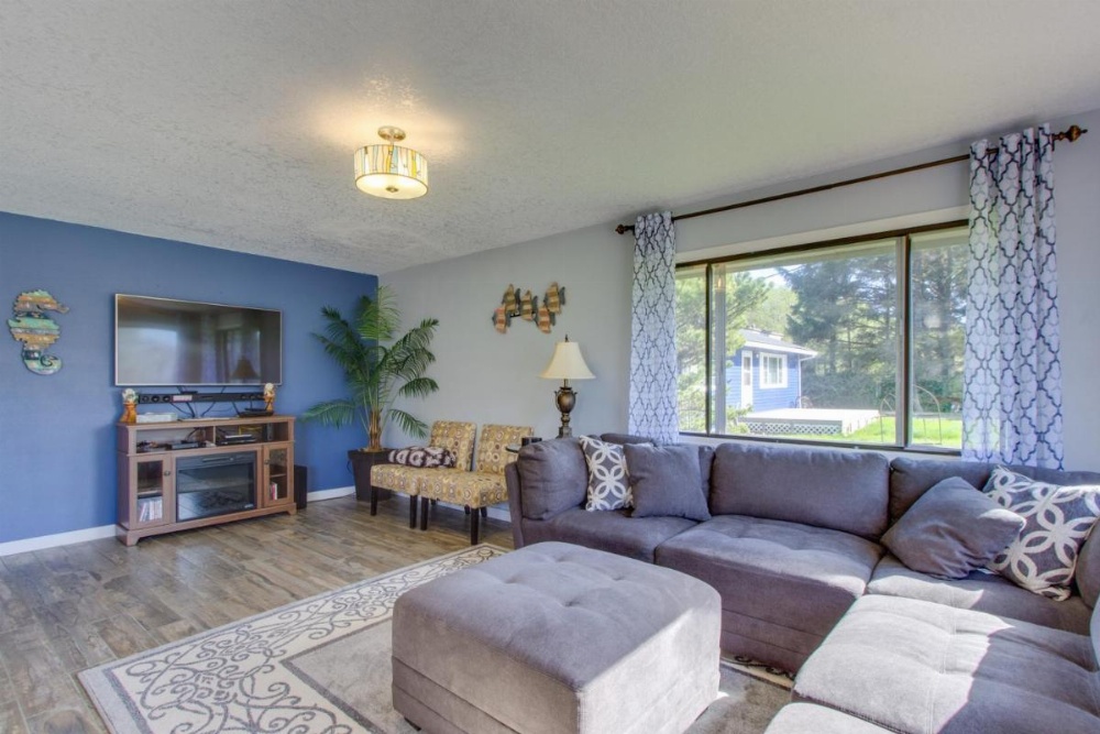 Pacific Breeze Hideaway Image 30