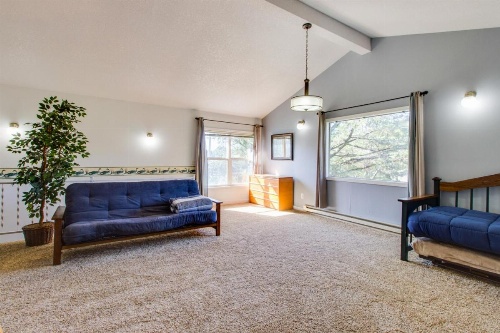 Pacific Breeze Hideaway image 31