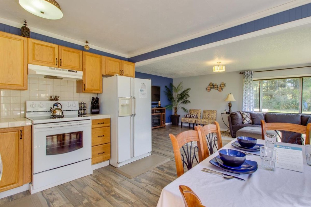 Pacific Breeze Hideaway Image 32